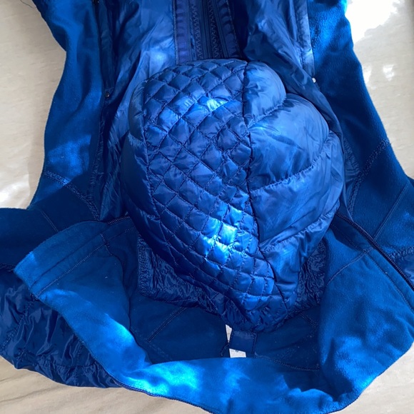 Lululemon Bundle Up Jacket - Picture 6 of 16
